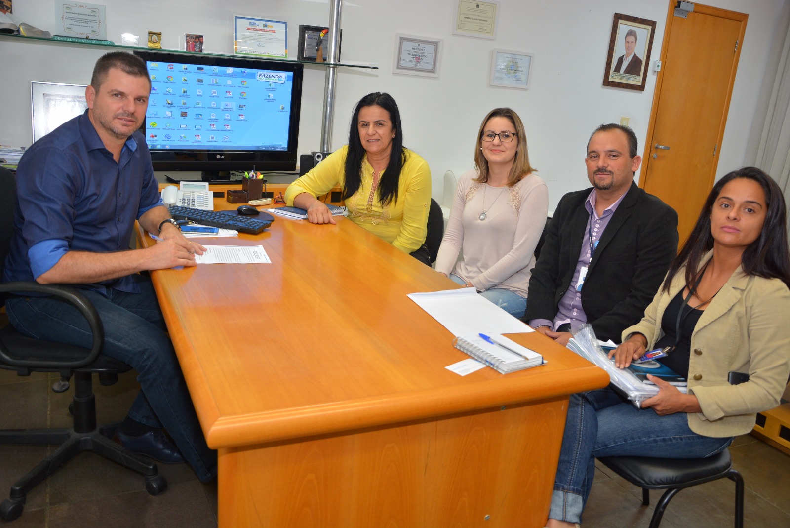 Fazenda Rio Grande assina convênio para capacitação de jovens aprendizes Fazenda Rio Grande assina convênio para capacitação de jovens aprendizes