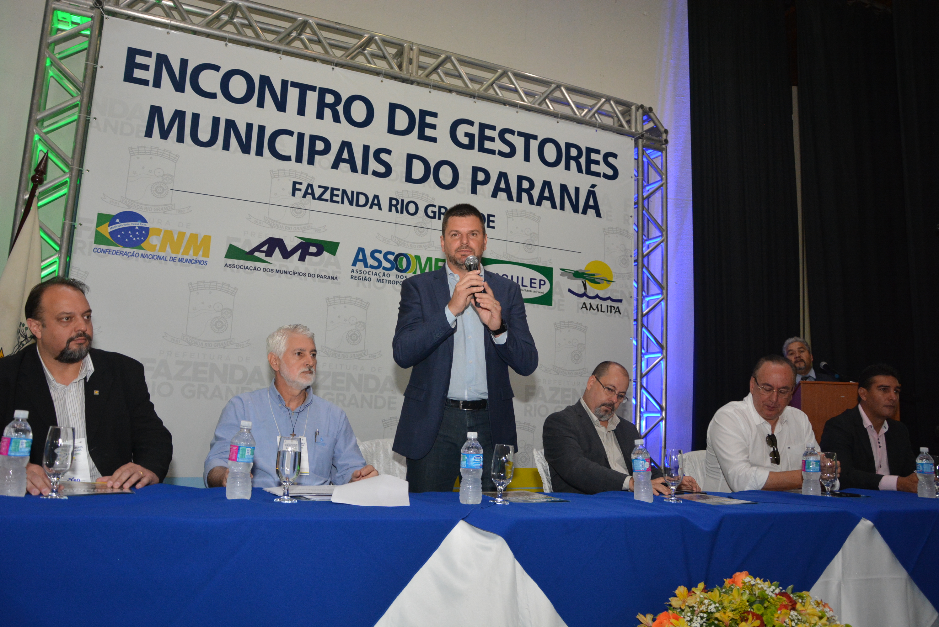 Fazenda Rio Grande promove encontro de Gestores Municipais Fazenda Rio Grande promove encontro de Gestores Municipais