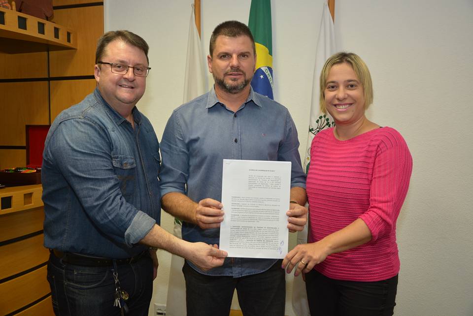 Prefeitura de Fazenda Rio Grande acelera inclusão digital Prefeitura de Fazenda Rio Grande acelera inclusão digital