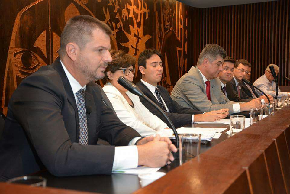 Prefeito de Fazenda Rio Grande participa de mobilização dos municípios Prefeito de Fazenda Rio Grande participa de mobilização dos municípios