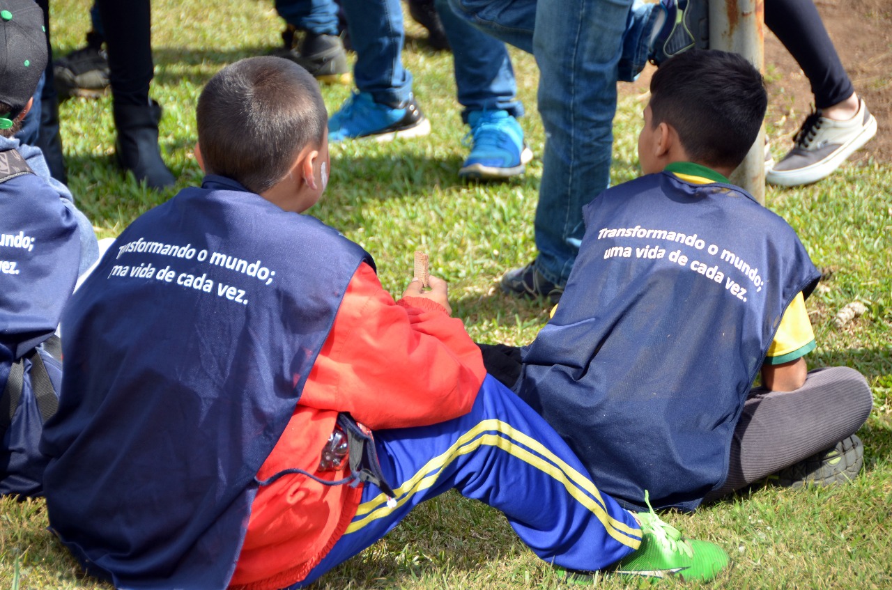 Fazenda Rio Grande faz caminhada contra o Abuso e Exploração Sexual de Crianças e Adolescentes Fazenda Rio Grande faz caminhada contra o Abuso e Exploração Sexual de Crianças e Adolescentes