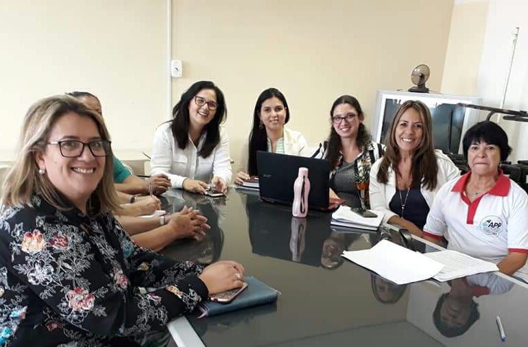 Conselho Municipal dos Direitos da Mulher de Fazenda Rio Grande se reestrutura Conselho Municipal dos Direitos da Mulher de Fazenda Rio Grande se reestrutura