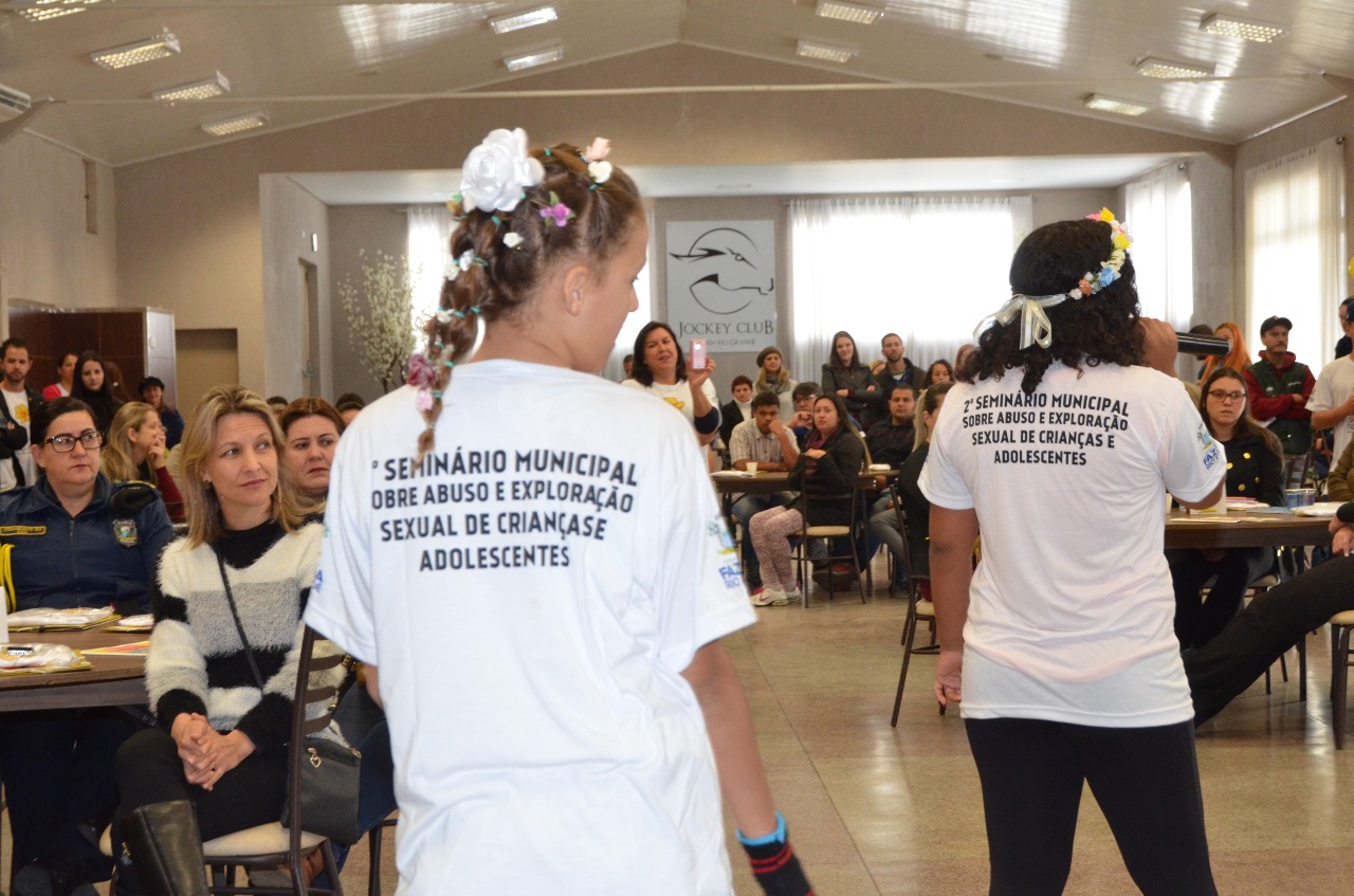 Seminário em Fazenda Rio Grande debate o Abuso e Exploração Sexual de Crianças e Adolescentes Seminário em Fazenda Rio Grande debate o Abuso e Exploração Sexual de Crianças e Adolescentes